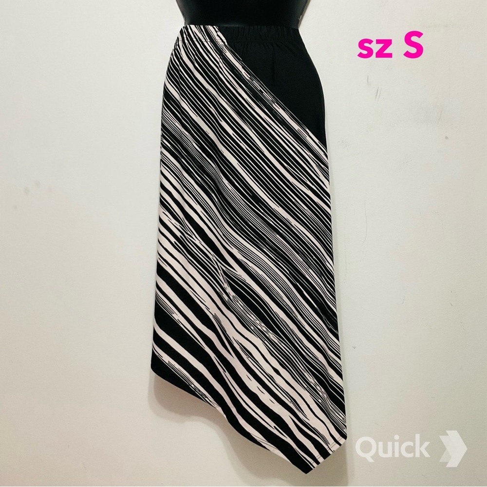 S - New Christopher & Banks Striped Handkerchief Hem Skirt